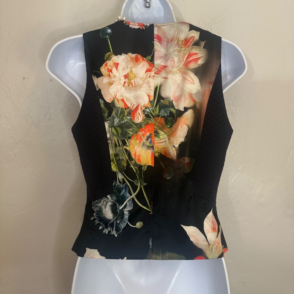 Ted Baker Black Floral Vest - Picture 4 of 5